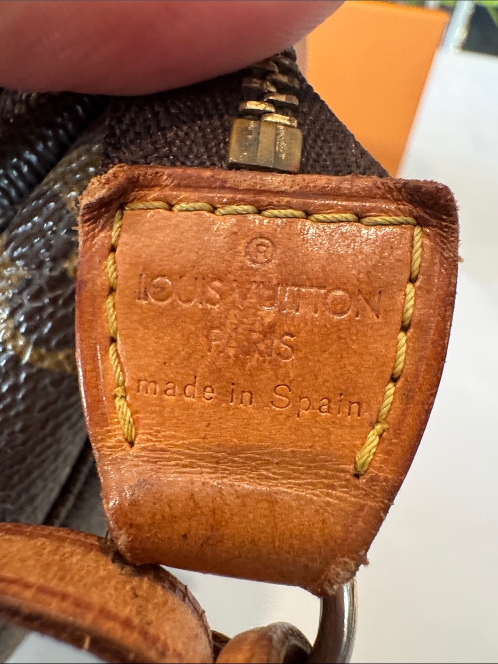 Authentic Louis Vuitton Monogram Pochette - Picture 7 of 12